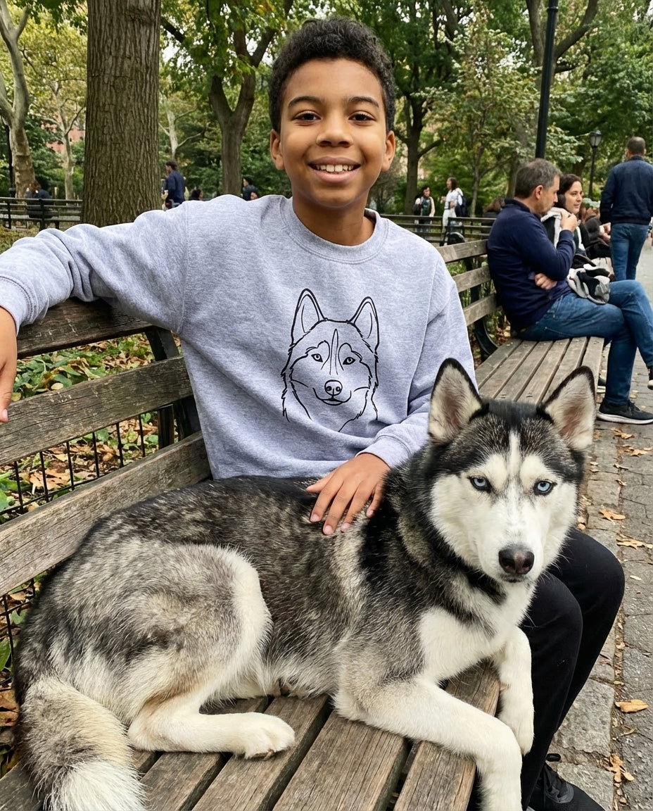 UGC_RUN:youth-crewneck-sweatshirt|FILE:youth-crewneck-sweatshirt_05_center_large.png